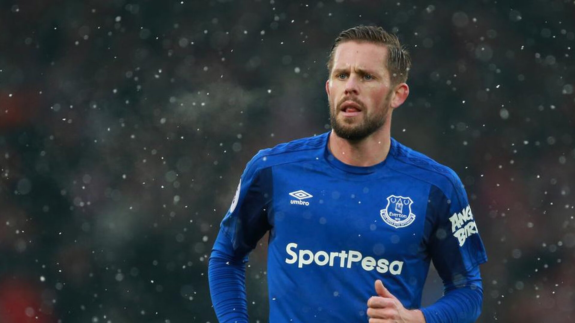 开云体育-AC米兰新援表现活跃激活进攻端,ac米兰新赛季引援